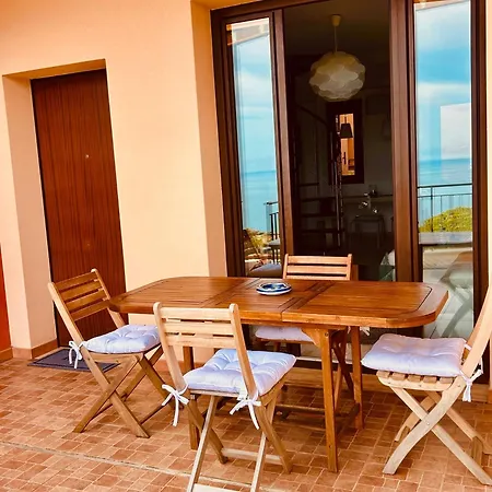 La Finestra Sul Mare - Apartment