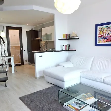 Apartment La Finestra Sul Mare - *