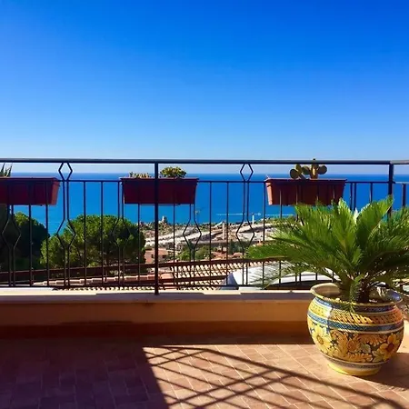 La Finestra Sul Mare - Apartment Cefalu